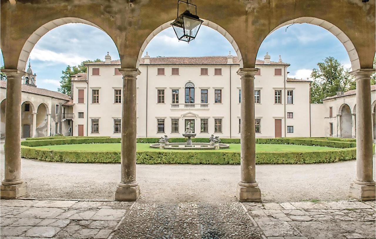 Апартаменти La Peschiera Castelgomberto Екстер'єр фото